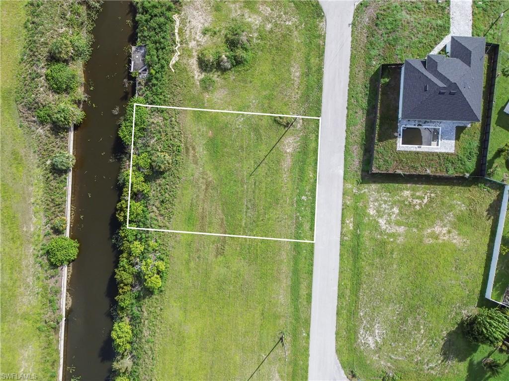 2104 13th Ln Property Photo 5