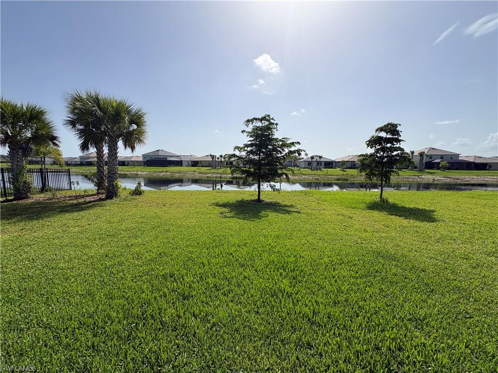 3929 Hampton Cir Property Photo 6