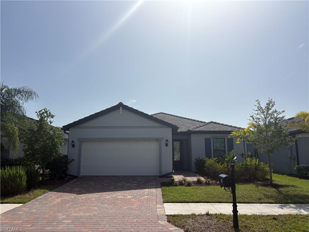 3929 Hampton Cir Property Photo 7