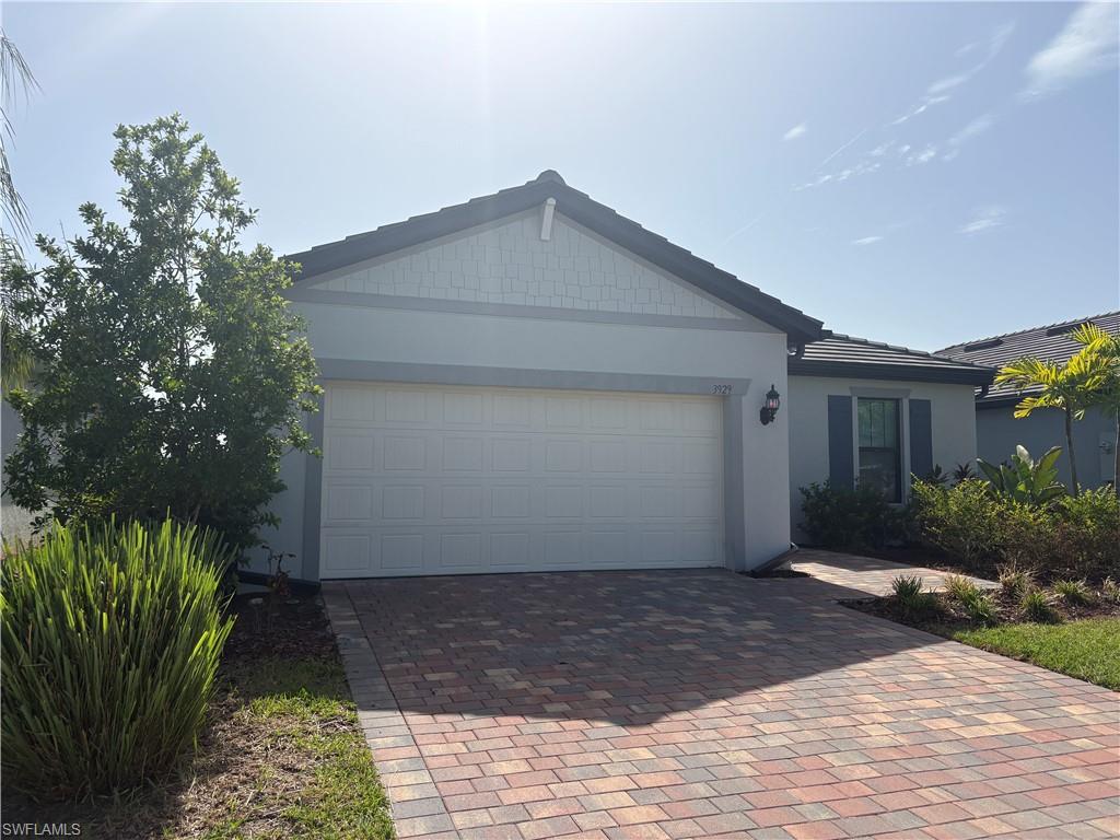 3929 Hampton Cir Property Photo 17