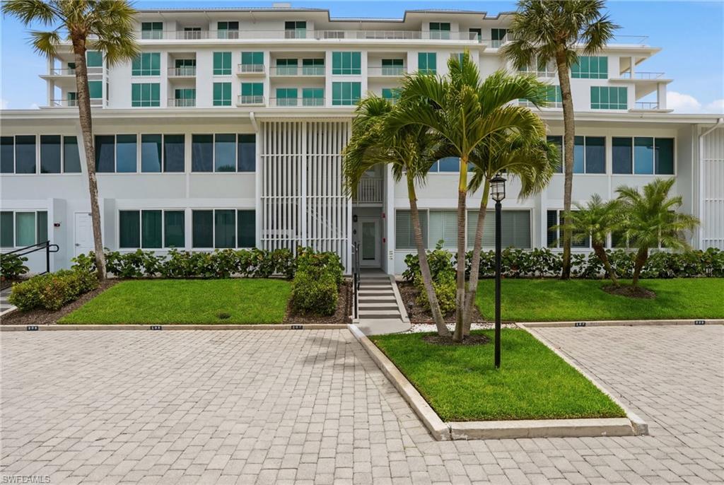 1065 Gulf Shore Blvd N 108 Property Photo 30