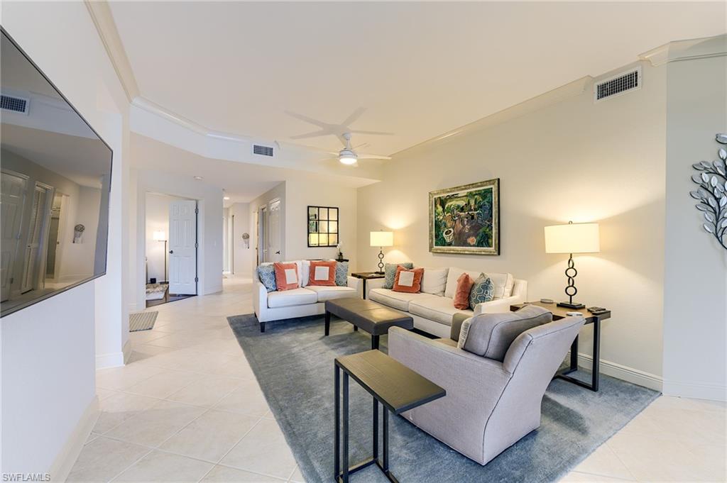 9151 Palmetto Ridge Dr 102 Property Photo 5