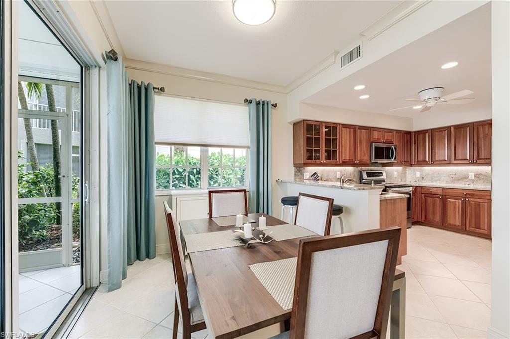 9151 Palmetto Ridge Dr 102 Property Photo 11