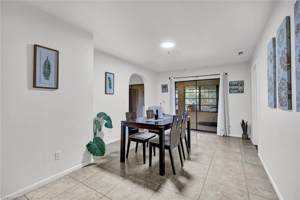 227-225 Cape Coral Pkwy E Property Photo 22