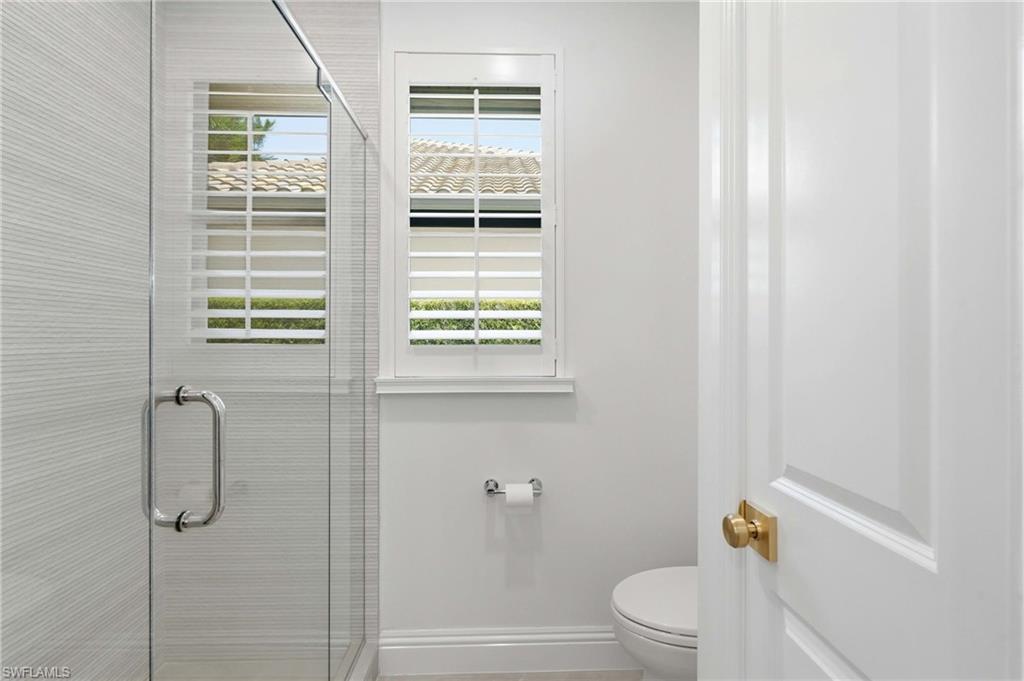 9833 Clear Lake Cir Property Photo 20