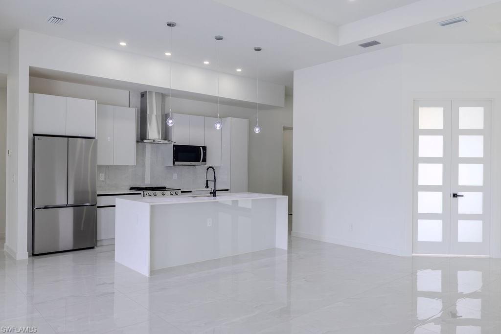 226026721 Property Photo 25