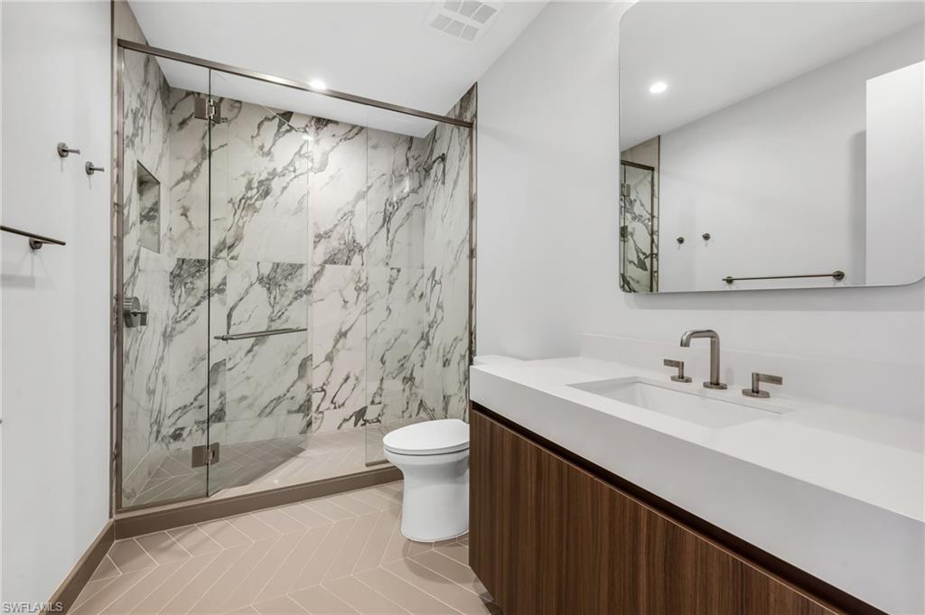 5100 Seagrass Blvd 802 Property Photo 18
