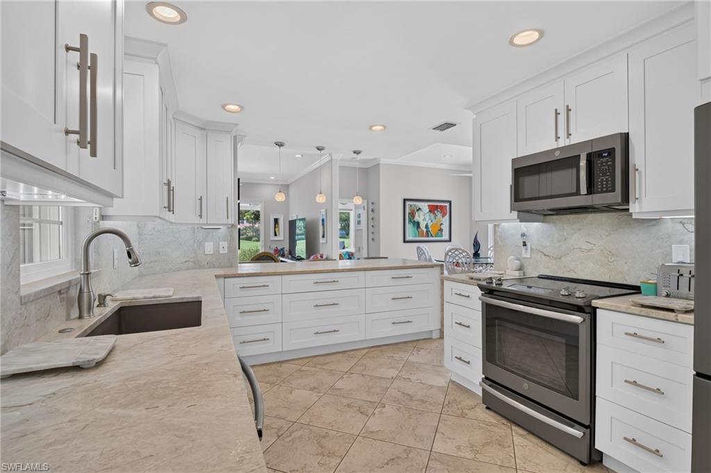 13071 Southampton Dr Property Photo 12