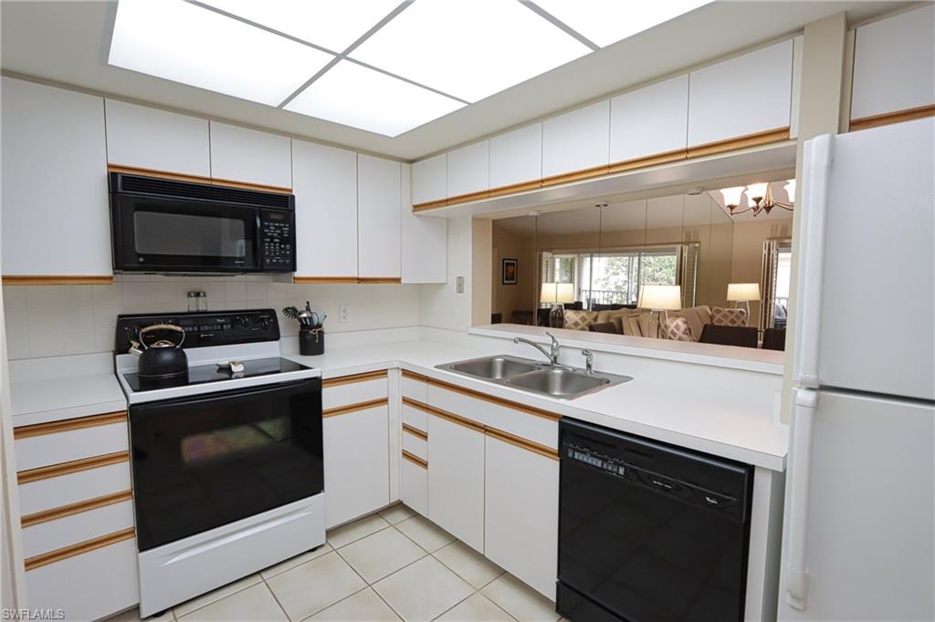 5637 Turtle Bay Dr Ii-22 Property Photo 6