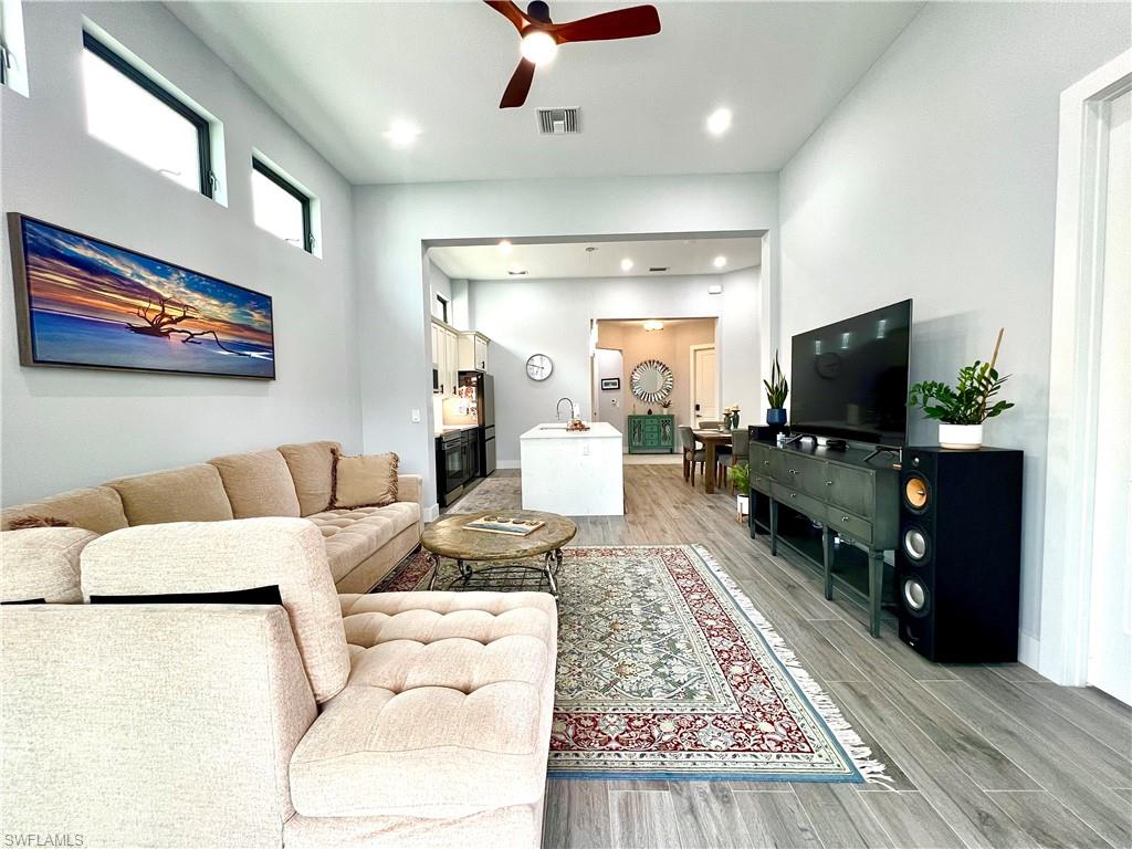 187 Eveningstar Cay Property Photo 5