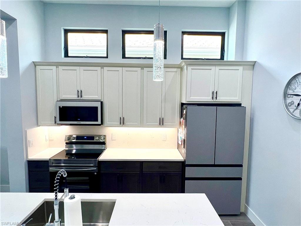 187 Eveningstar Cay Property Photo 34
