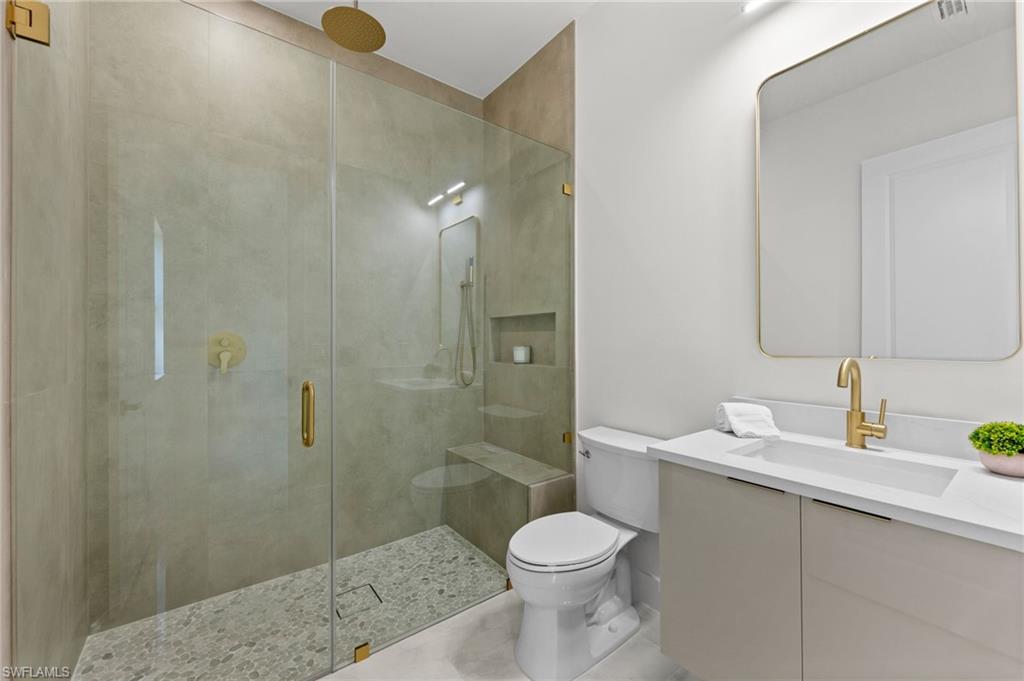 1039 Bassinger Ave S Property Photo 16