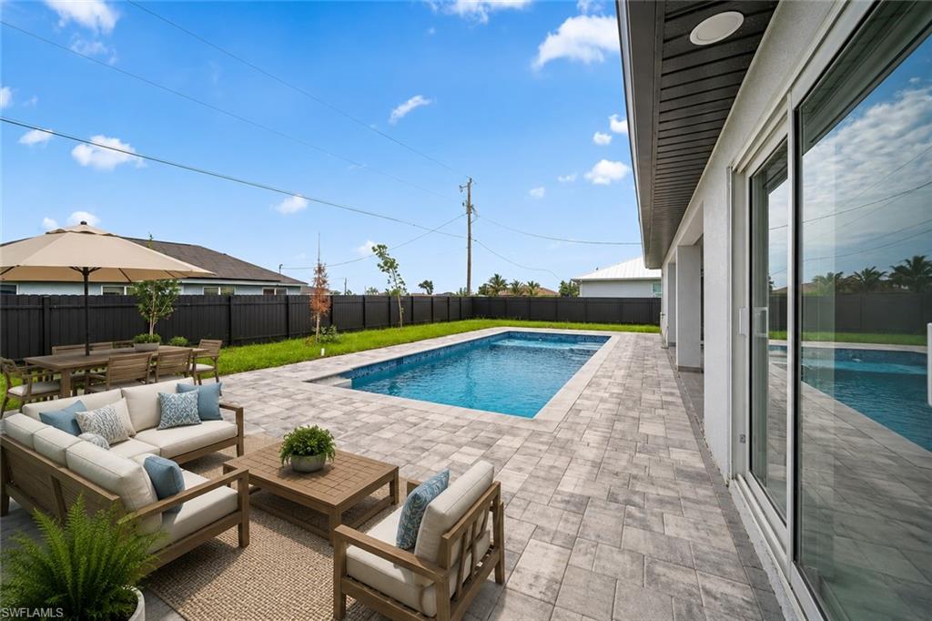 1013 14th Ter Property Photo 6