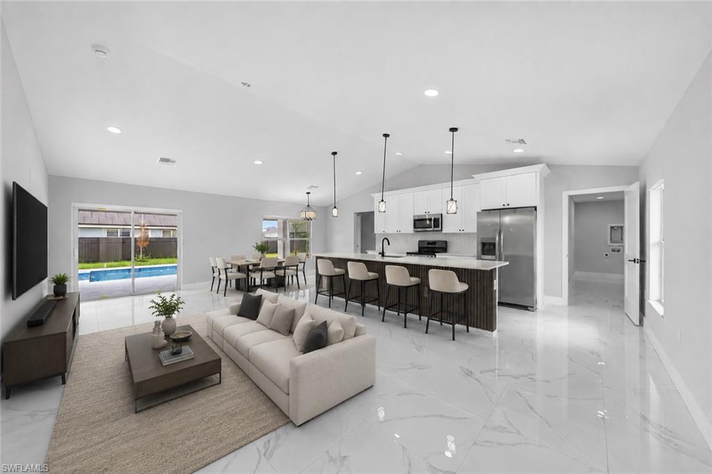 1013 14th Ter Property Photo 8