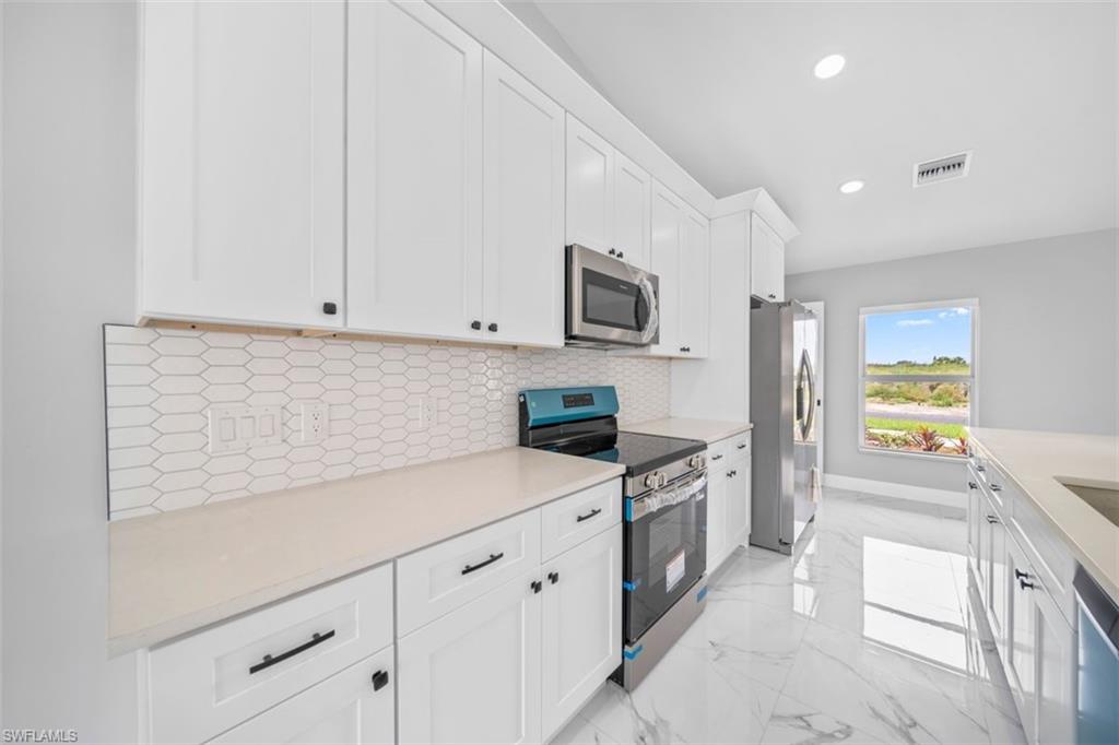 1013 14th Ter Property Photo 11