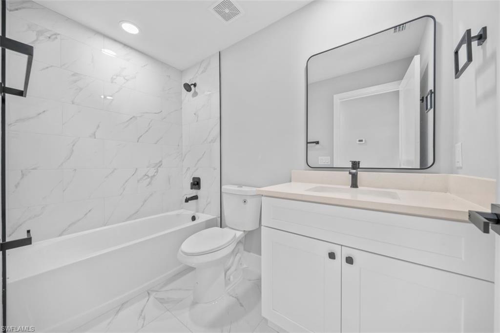 1013 14th Ter Property Photo 16