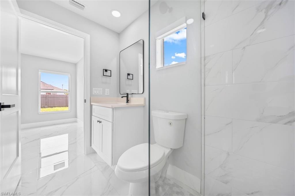 1013 14th Ter Property Photo 18