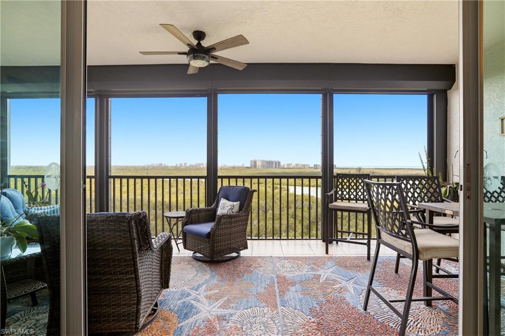 425 Cove Tower Dr 1002 Property Photo 2