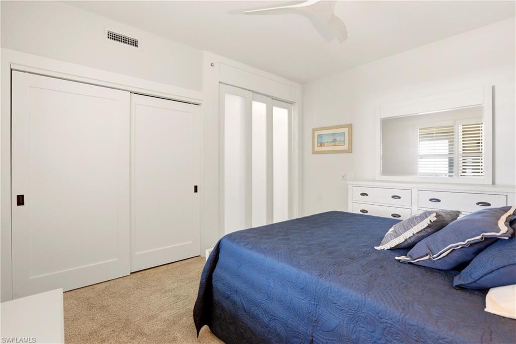 425 Cove Tower Dr 1002 Property Photo 25