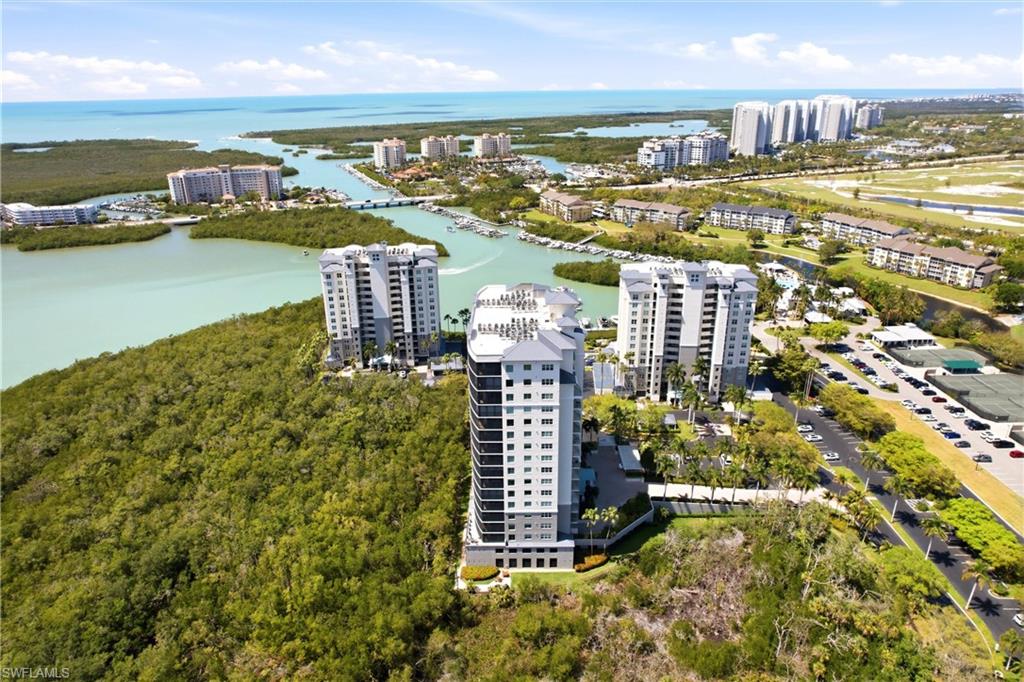 425 Cove Tower Dr 1002 Property Photo 37