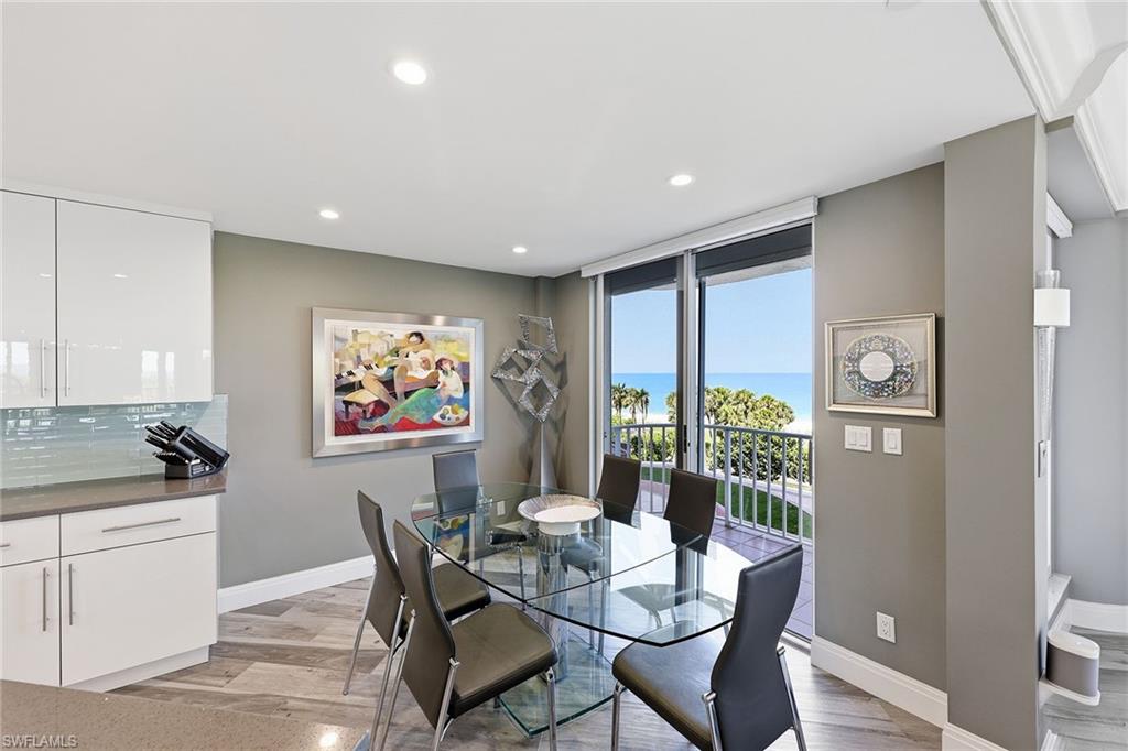 8111 Bay Colony Dr 204 Property Photo 14
