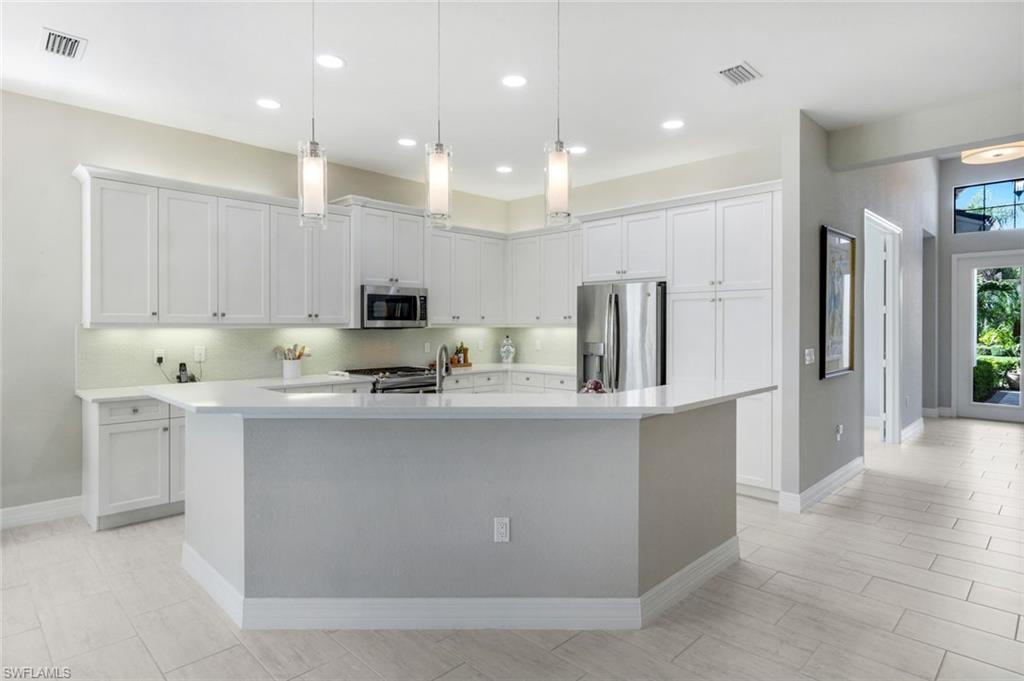 4118 Aspen Chase Dr Property Photo 8