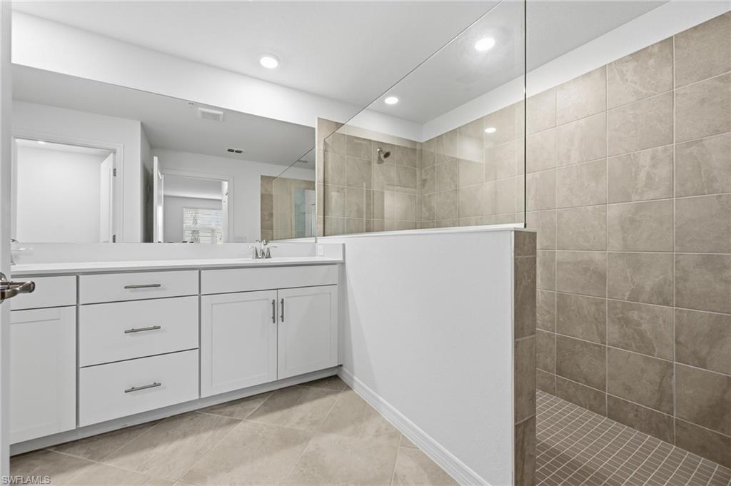 16357 Willowgreen Rd 1412 Property Photo 13