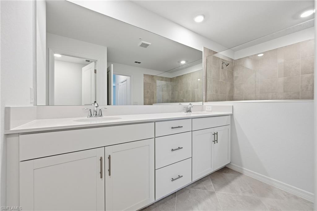 16357 Willowgreen Rd 1412 Property Photo 14