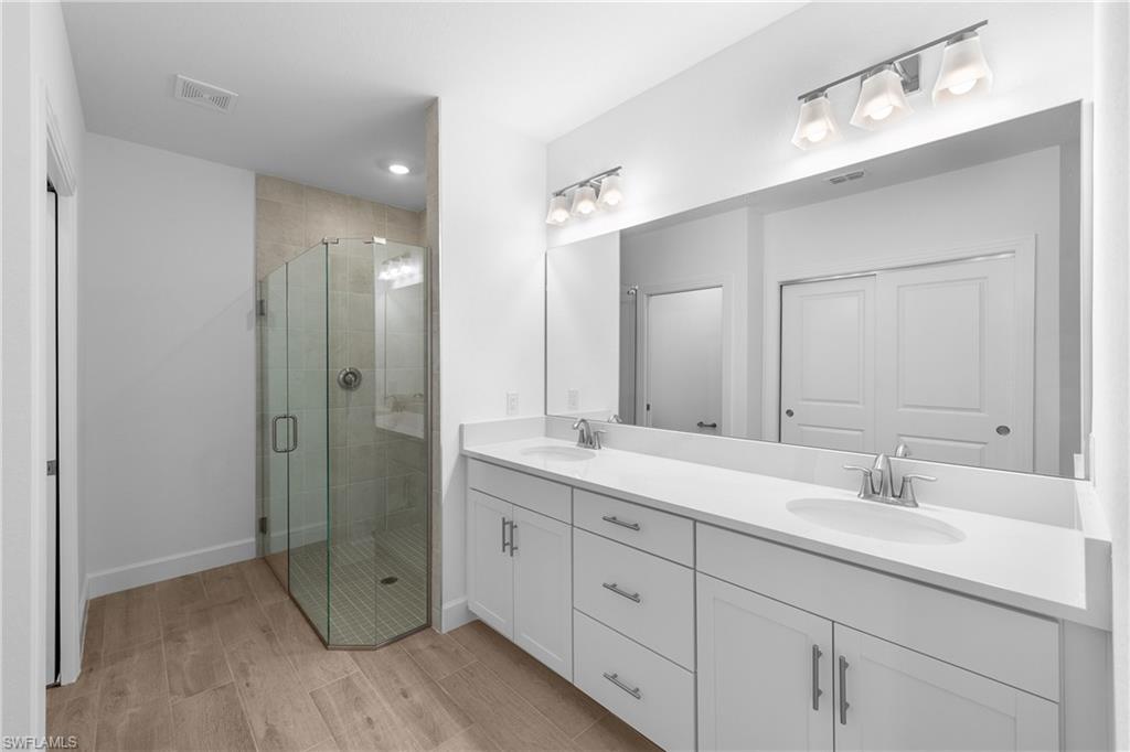16374 Willowgreen Rd 511 Property Photo 17