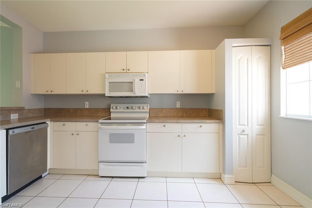 700 Luisa Ln 2 Property Photo 13