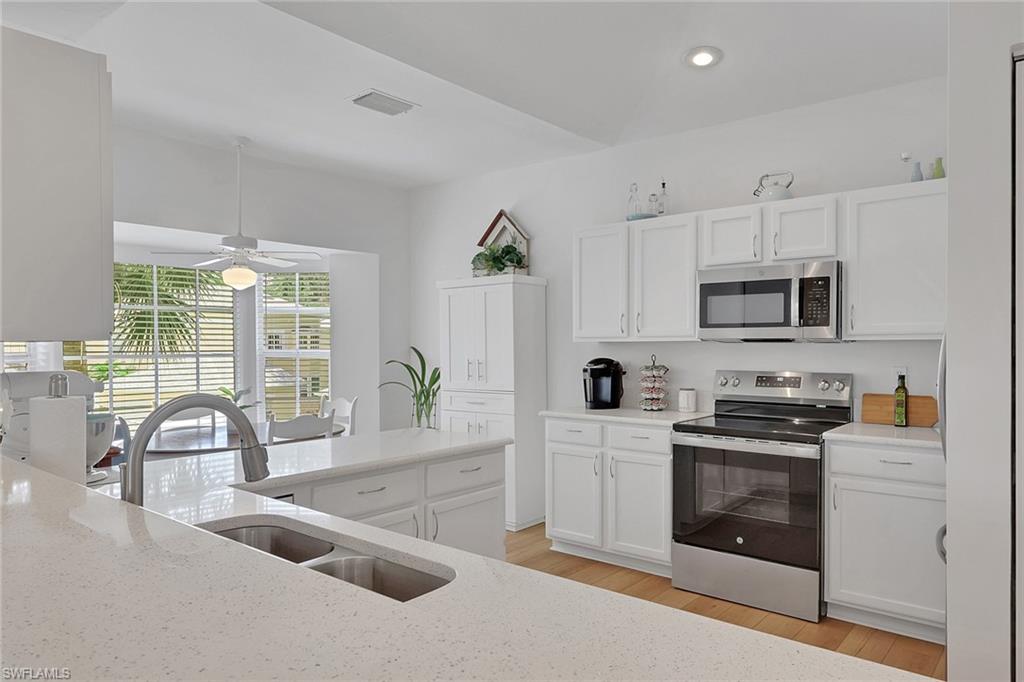 680 Wiggins Lake Dr 202 Property Photo 2