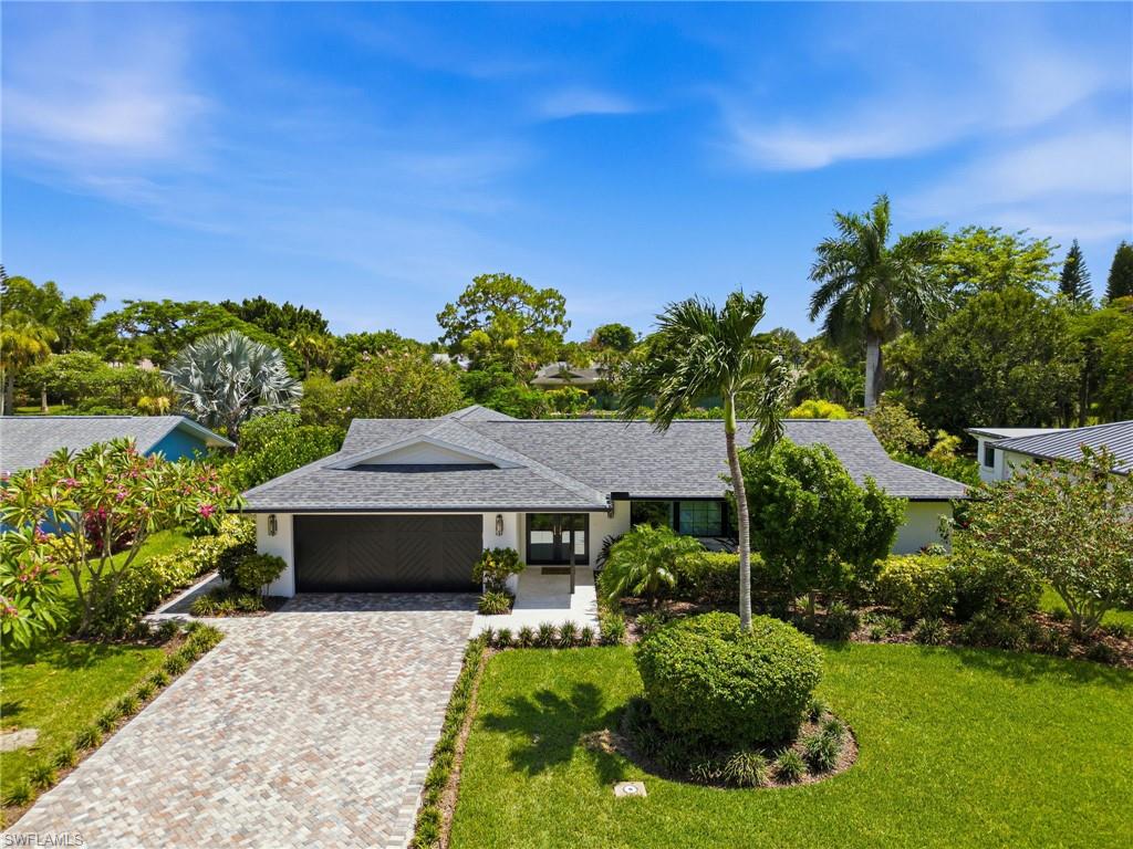 664 Pompano Dr Property Photo 4