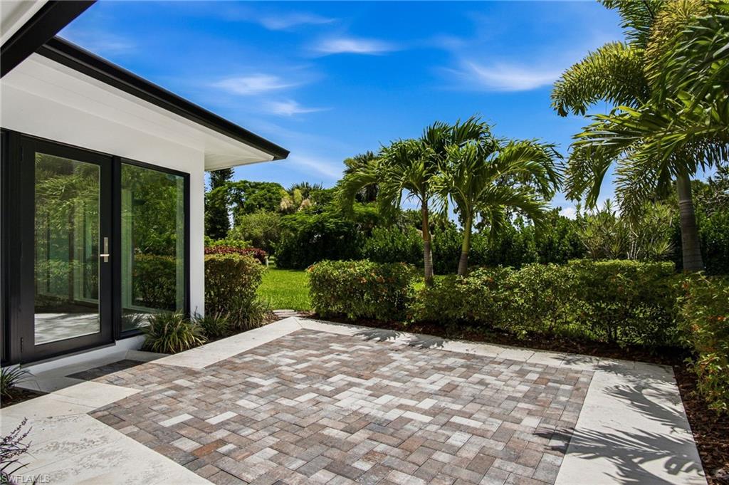 664 Pompano Dr Property Photo 23