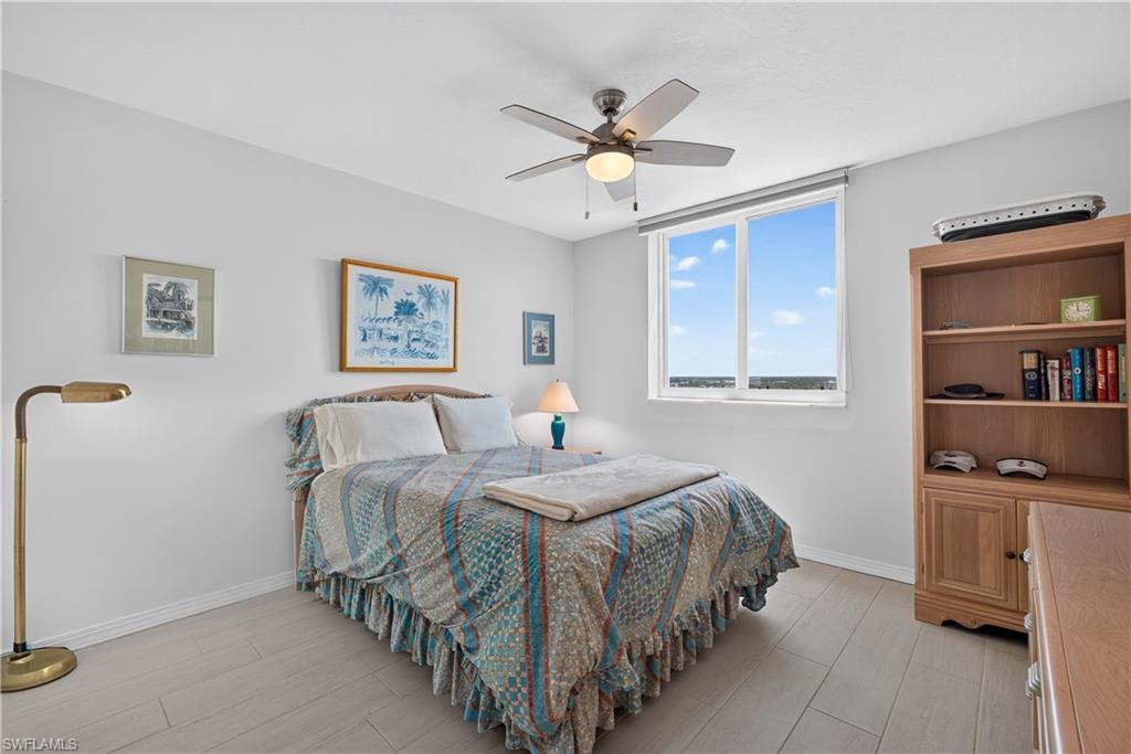 7515 Pelican Bay Blvd 17b Property Photo 9