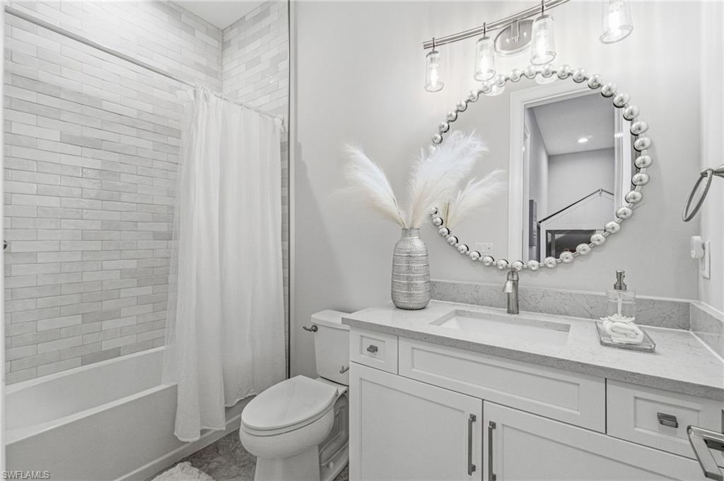 5737 Hidden Oaks Ln Property Photo 45