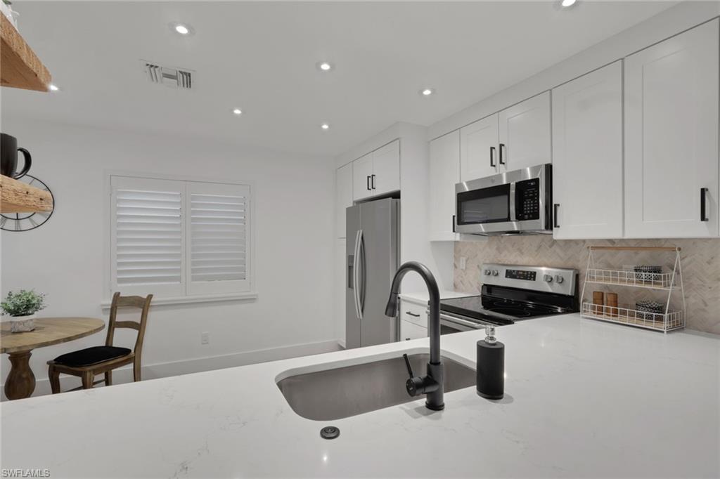5250 Fox Hollow Dr 508 Property Photo 11