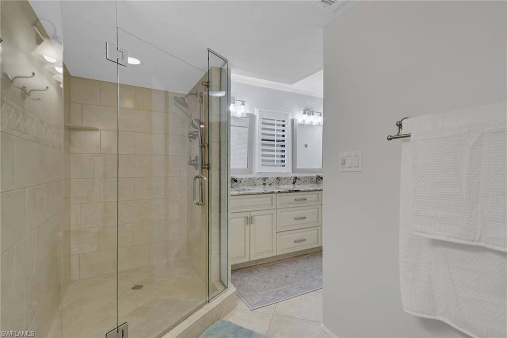 5964 Pelican Bay Blvd 415 Property Photo 16