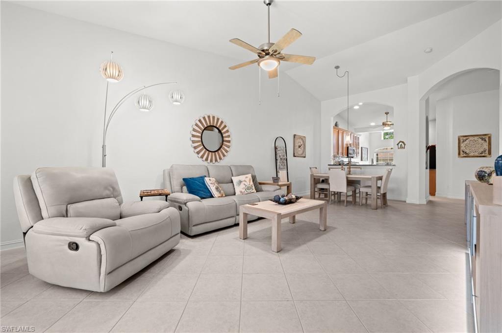 15222 Cortona Way Property Photo 3