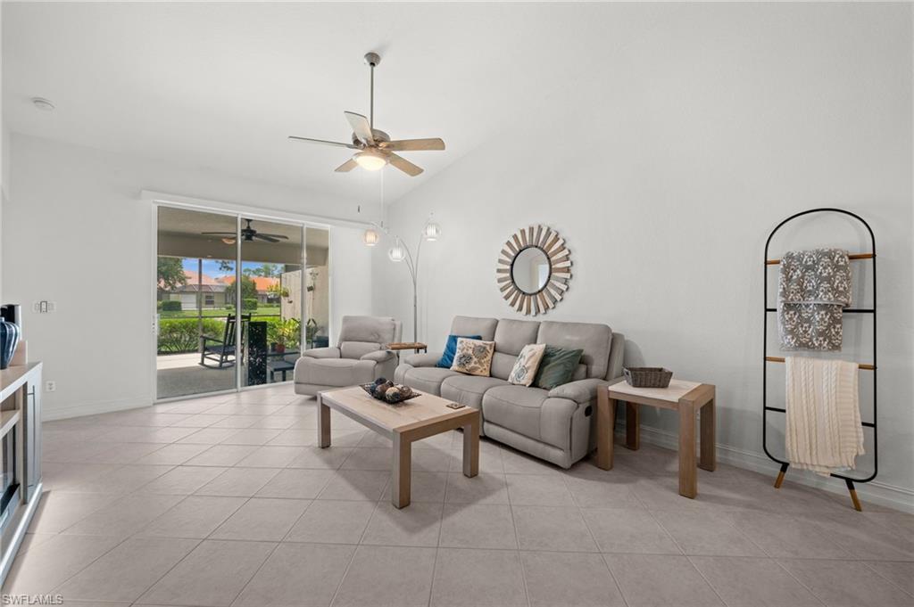 15222 Cortona Way Property Photo 4