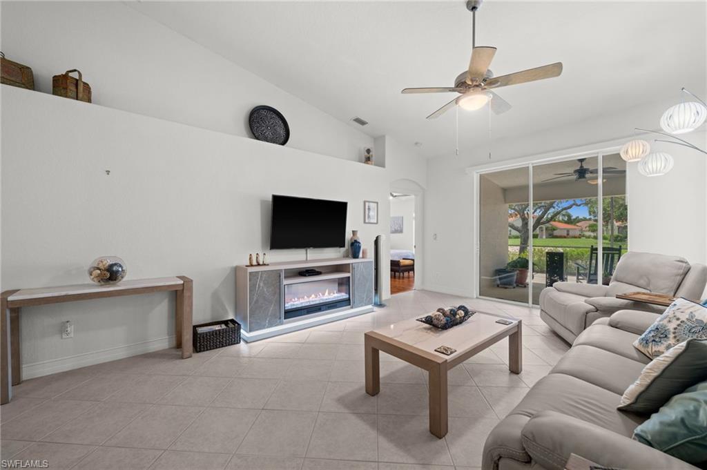 15222 Cortona Way Property Photo 8