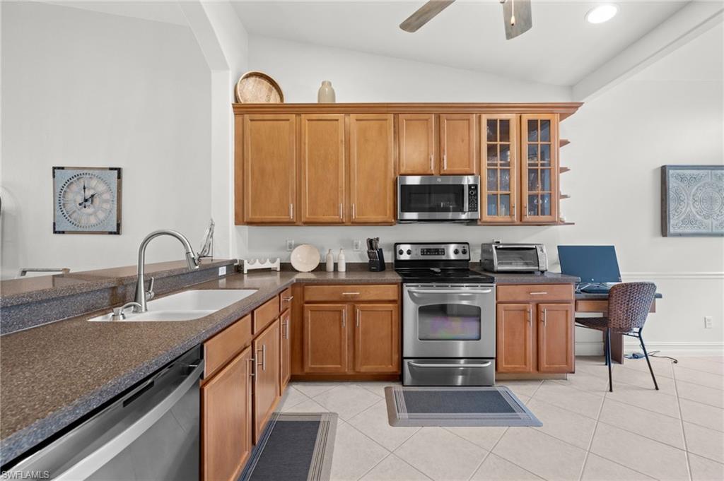 15222 Cortona Way Property Photo 11