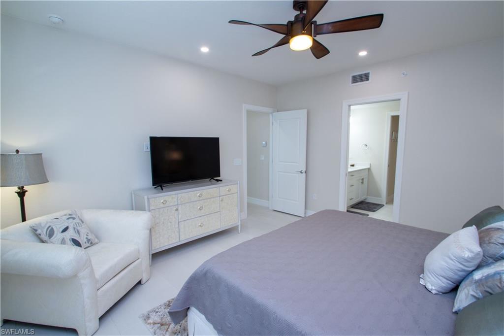 262 Indies Dr 101 Property Photo 9