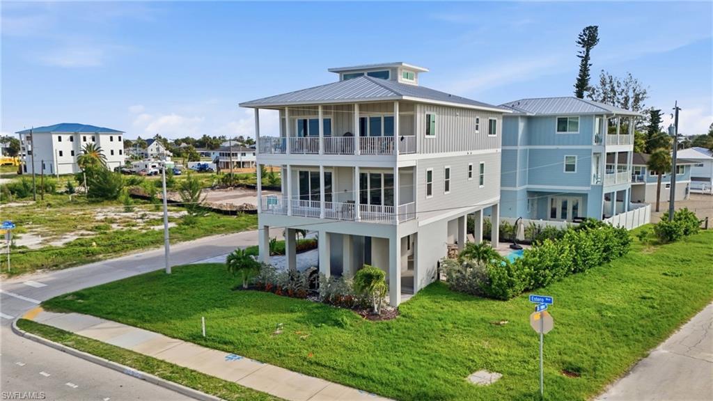 3749 Estero Blvd Property Photo 2