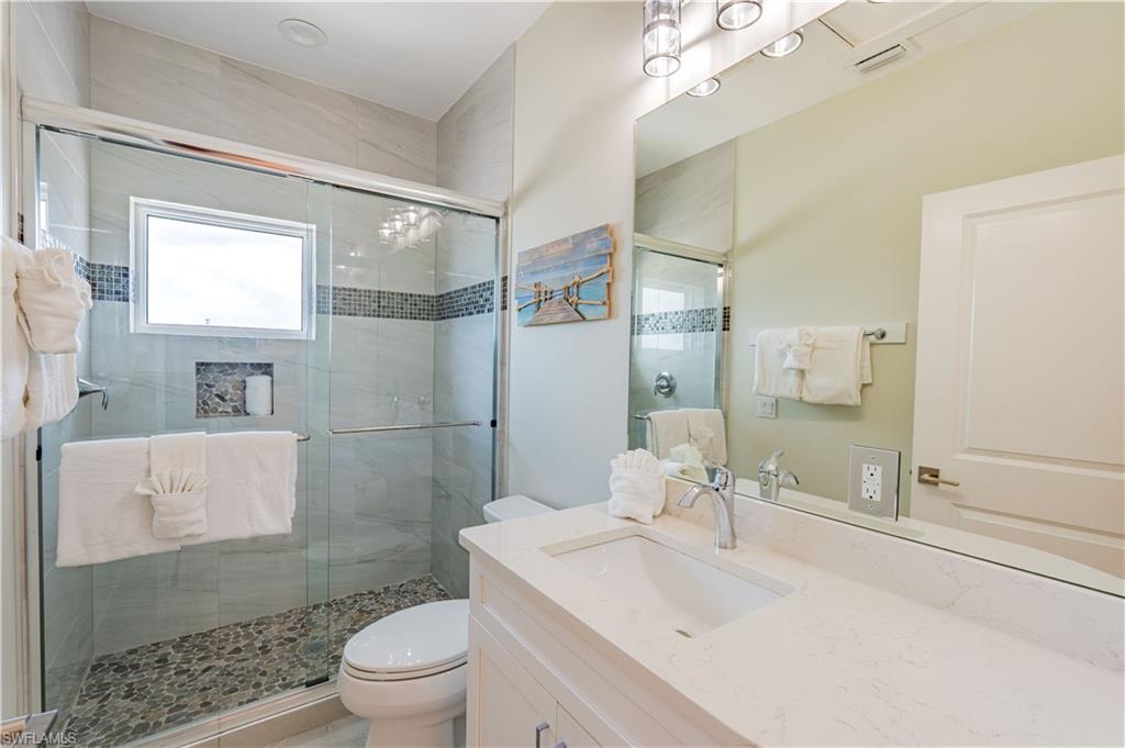 3749 Estero Blvd Property Photo 35