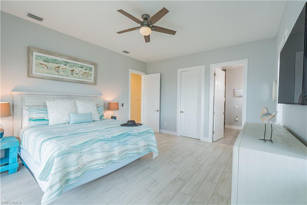 3749 Estero Blvd Property Photo 38