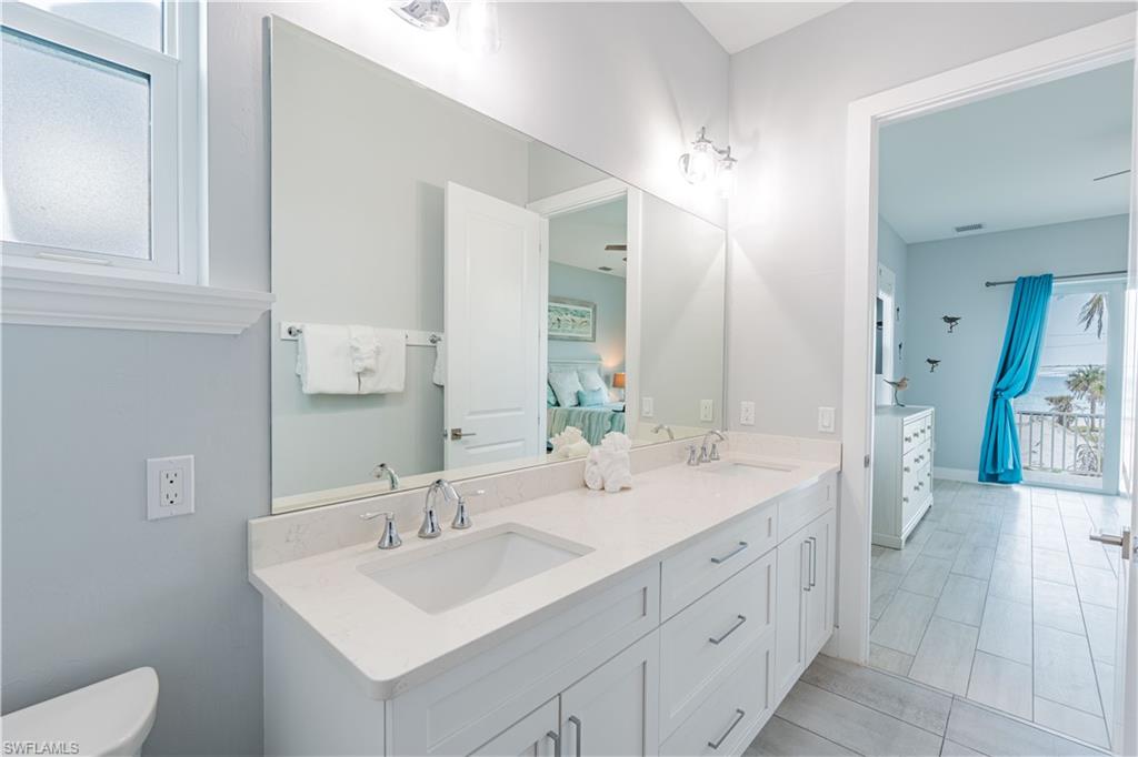 3749 Estero Blvd Property Photo 40