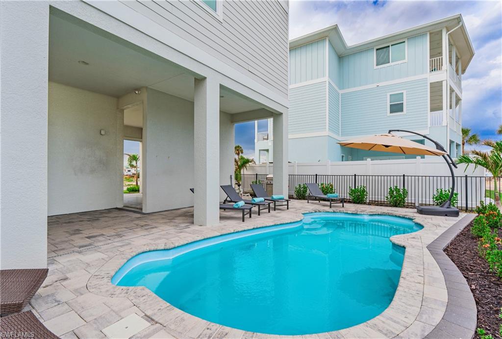 3749 Estero Blvd Property Photo 44