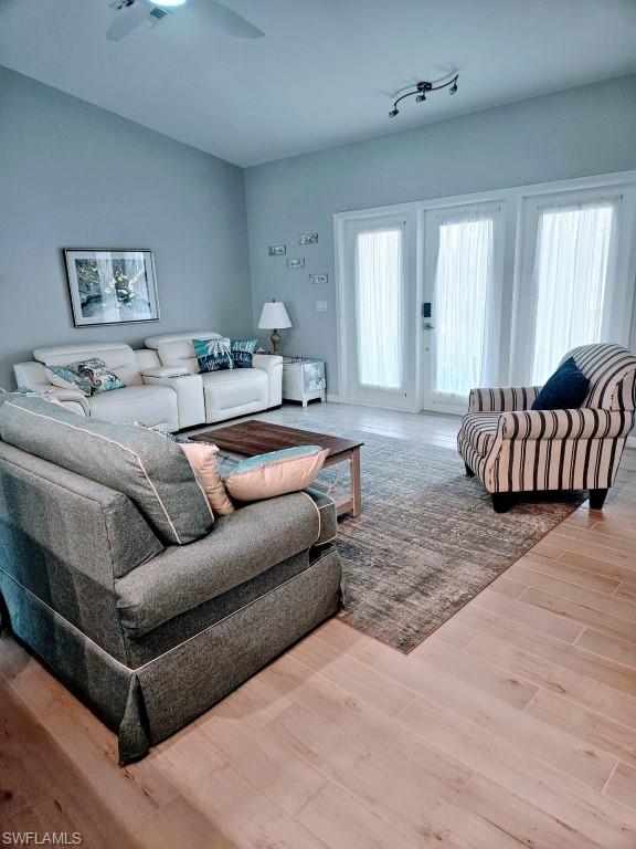 431 Lazy Way Property Photo 10
