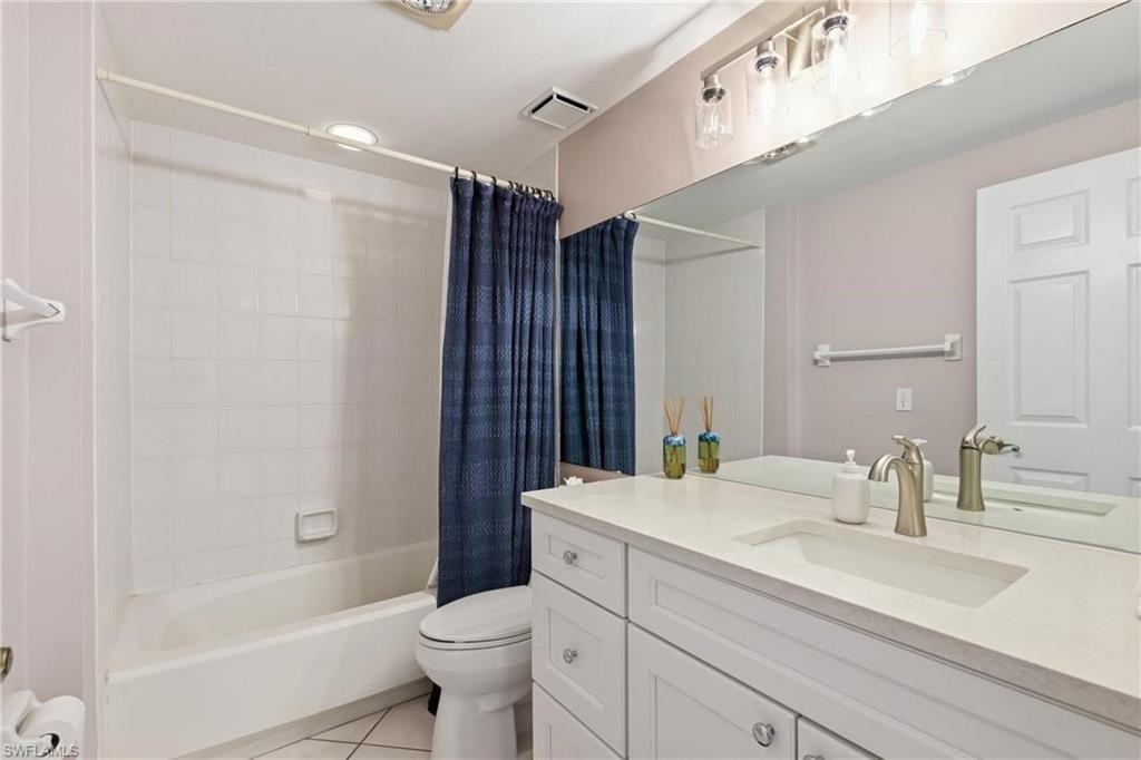 2245 Hidden Lake Dr 3 Property Photo 24