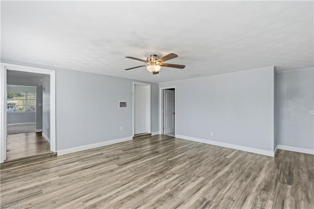 4220 Deleon St Property Photo 8